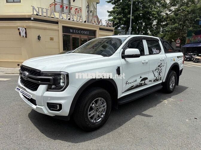 Ford Ranger 2025 XLS 4x2 AT - Siêu lướt