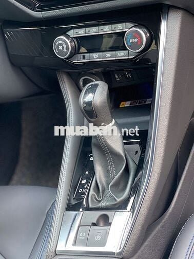 Toyota Yaris Cross 2024 1.5 D-CVT - 2vkm Cực Rẻ