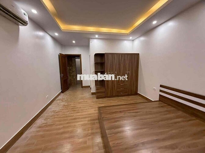 Đẹp còn rẻ! Hồ Linh quang, 50m -6 tầng thang máy,5 tạ đỗ cổng,20m oto