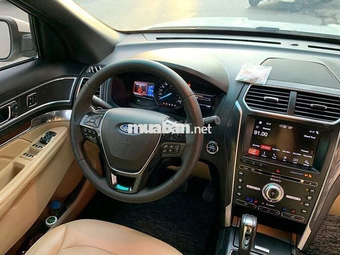 Ford Explorer Limited 2.3L EcoBoost 2017 đk 2018