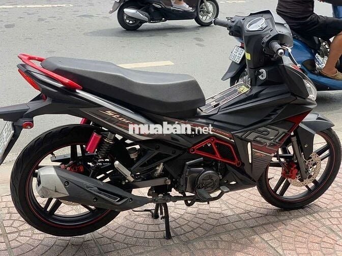 Star SYM ĐK 2022 màu đen nhám  như mới  125cc