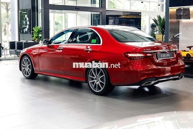 E 300 AMG – GIÁ CHỈ 2,299 TỶ – TRẢ TRƯỚC 575TR