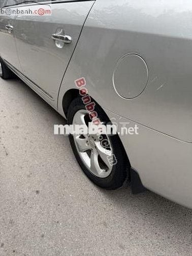 Kia Carens EX 2.0 MT 2009