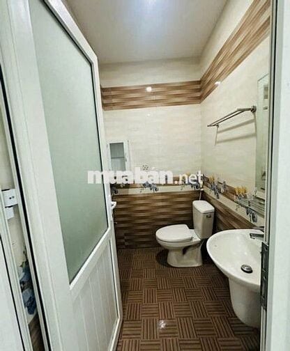 Ai bảo 1tỷ2 không mua được nhà ở trung tâm, thì coi căn này ở Bà Điểm