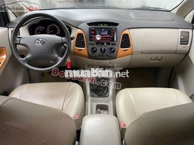 Toyota Innova G 2011