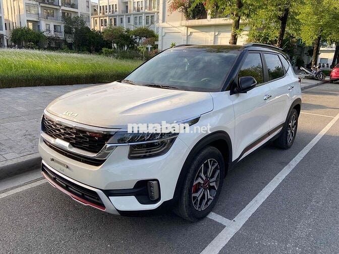 Kia Seltos 2023 GT-Line bản cao nhất 6 túi khí