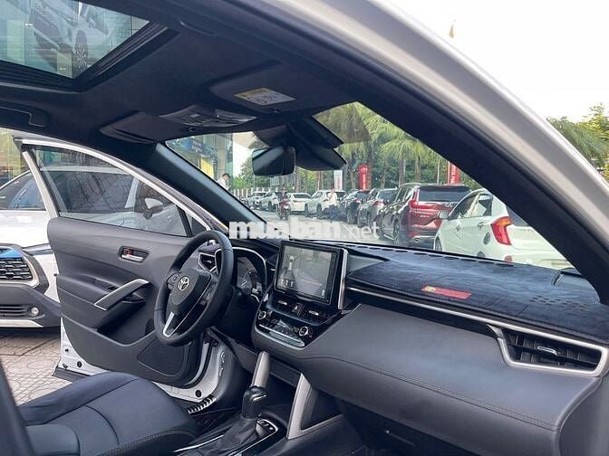 Toyota Corolla Cross 2022 1.8HV - 22000 km