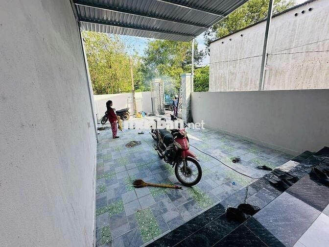 CHỦ CẦN BÁN NHÀ ĐẸP 1TRIỆT 1 LỬNG PHƯỜNG Thái Hòa Tân Uyên,TpHCM,