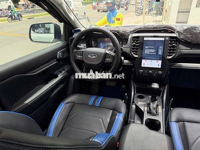 Ford Ranger 2025 XLS 4x2 AT - Siêu lướt