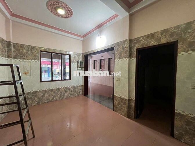 NHÀ MẶT TIỀN ĐƯỜNG LÊ THỊ HOA BÌNH CHIỂU, 2 LẦU 7X15M 7PN 5WC Ở+KD, VP