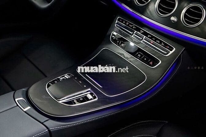 E 300 AMG – GIÁ CHỈ 2,299 TỶ – TRẢ TRƯỚC 575TR