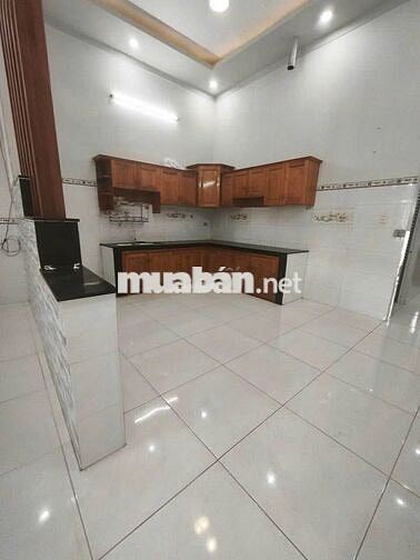 Ngay Sau Bến Xe An Sương Nhà 40m2 Có Sổ Riêng Ở Bà Điểm Giá 800 Triệu