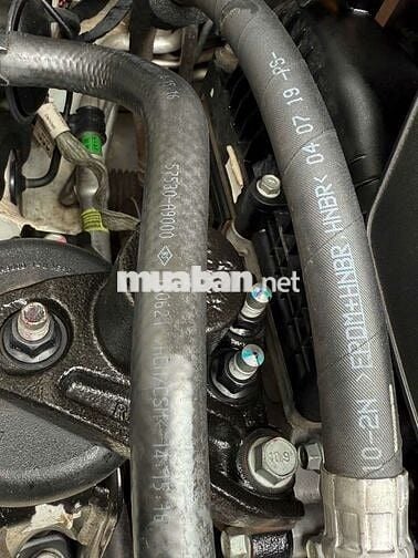 Kia Sedona quá mới ah