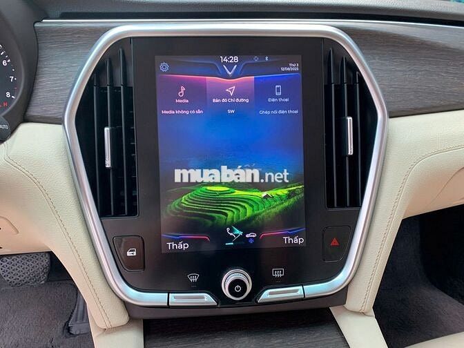 Vinfast Lux A 2.0 turbo premium sx 2020 đk 2021