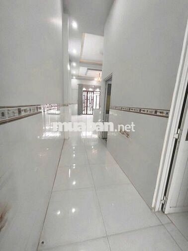 Ngay Sau Bến Xe An Sương Nhà 40m2 Có Sổ Riêng Ở Bà Điểm Giá 800 Triệu