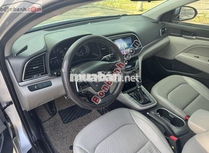 Hyundai Elantra 1.6 MT 2016