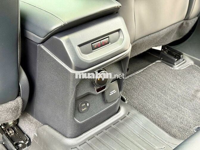 Ford Everest 2024 Platinum 2.0L 4x4 AT - 22000 km