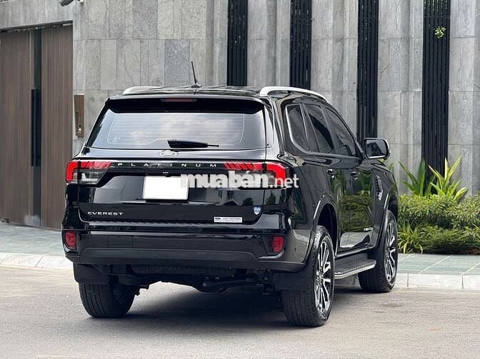 Ford Everest 2024 Platinum 2.0L 4x4 AT - 22000 km