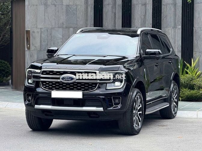 Ford Everest 2024 Platinum 2.0L 4x4 AT - 22000 km