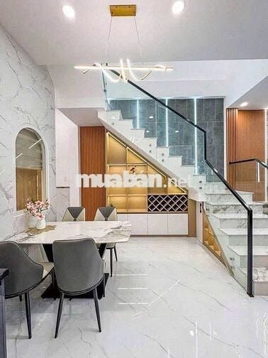 Nhà 1 tỷ 890 ngay chợ Tân Hiệp ,vòng xoay Kim Hằng