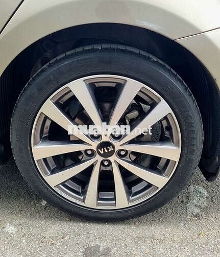 Kia K3 1.6 AT 2013 1 đời chủ đi 104000 km siêu cọp