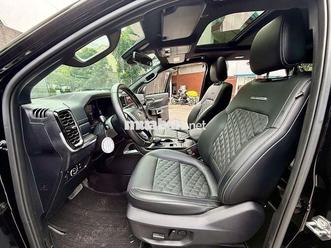 Ford Everest 2024 Platinum 2.0L 4x4 AT - 22000 km