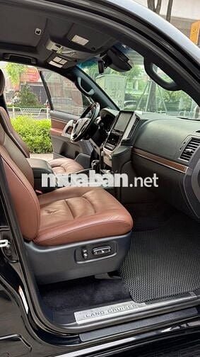 Toyota Land Cruiser 5.7 nhập Mỹ 2016,1 chủ Hà Nội.