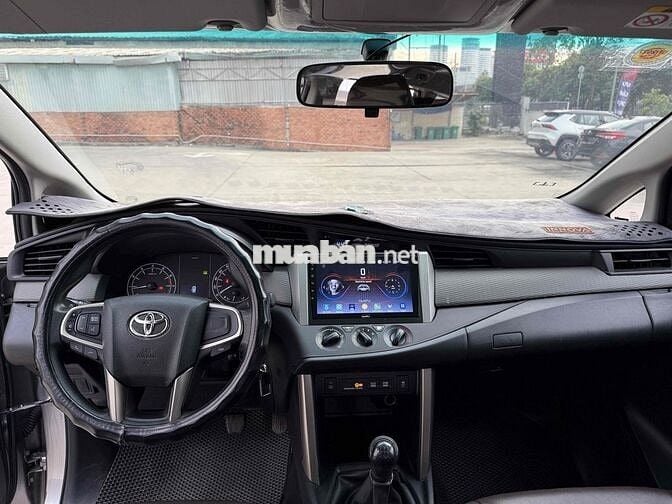 Toyota Innova 2020 E 2.0 MT - Mẫu Mới -Xe Tại Hãng