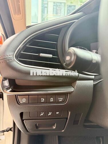 Mazda 3 2021 1.5 Premium - 38000 km