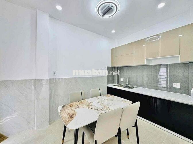 SIÊU PHẨM NHÀ NGỘP!Đường Xuân Hồng Phường 4 Tân Bình,DT:40m2/4,6 Tỷ
