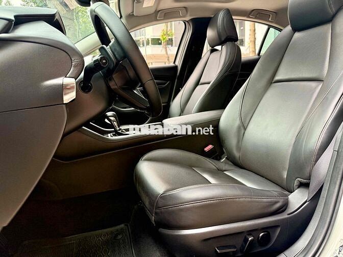 Mazda 3 2021 1.5 Premium - 38000 km