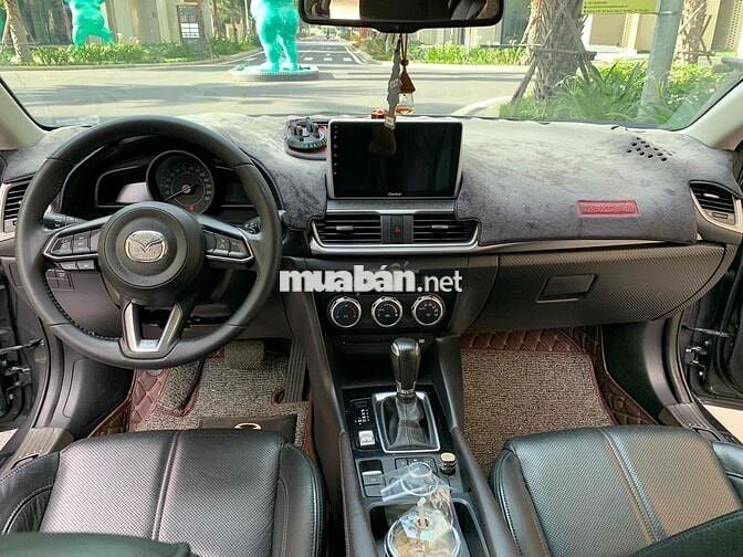 Mazda 3 HB 2019 - 70000 km
