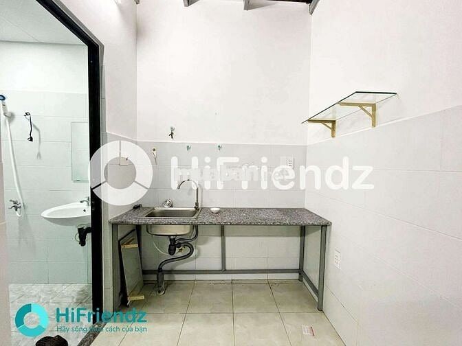 CHO THUÊ NHÀ TRỌ LIỀN KỀ, GÁC SUỐT, SẴN MÁY LẠNH, 2 WC - KHU TÊN LỬA