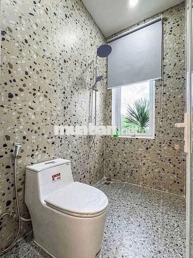 Nhà 1 tỷ 890 ngay chợ Tân Hiệp ,vòng xoay Kim Hằng