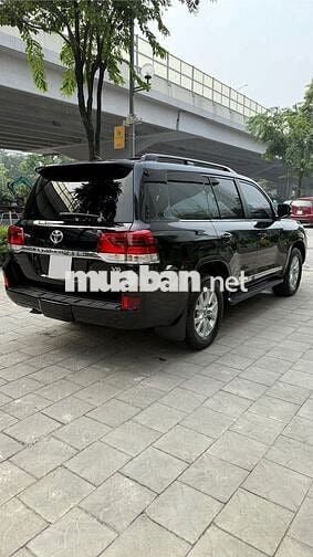 Toyota Land Cruiser 5.7 nhập Mỹ 2016,1 chủ Hà Nội.