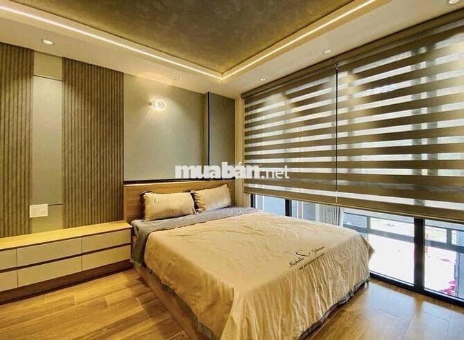 Chủ kẹt tiền cần bán nhà đường Hoà Hưng, Quận 10. Giá 5Tỷ660/ 4,1x10m.
