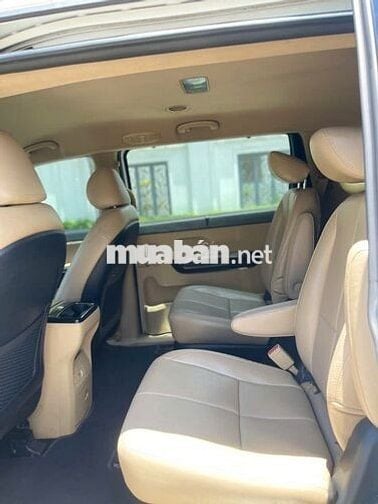 Kia Sedona 2019  - 123434 km