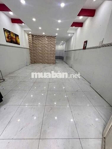 Nhà đang sơn sửa, (4x16m), HXH 416/11B Lạc Long Quân P5 Q11