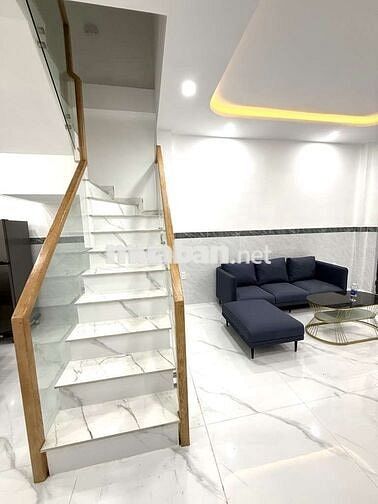 Bán nhà quận 7,HXH, Trần xuân soạn sát him lam 40M2,2PN, chỉ hơn 5 tỷ