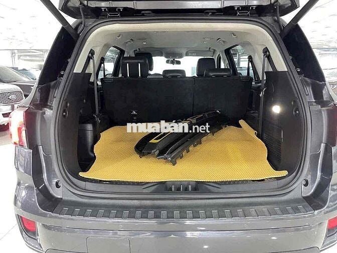 Ford Everest 2022 Ambient 2.0L AT 4x2 - 62.400 km