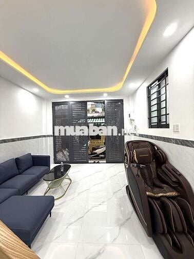 Bán nhà quận 7,HXH, Trần xuân soạn sát him lam 40M2,2PN, chỉ hơn 5 tỷ