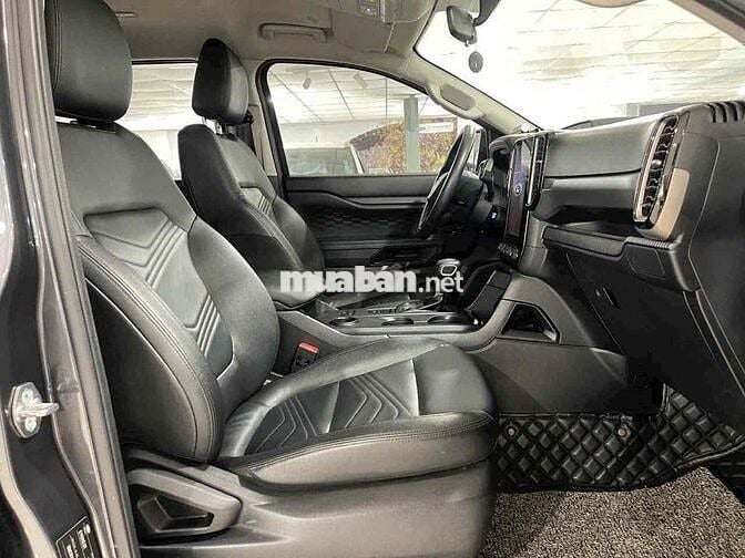 Ford Everest 2022 Ambient 2.0L AT 4x2 - 62.400 km