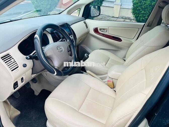 Toyota Innova 2006 bản G xịn xe gia đình không KD