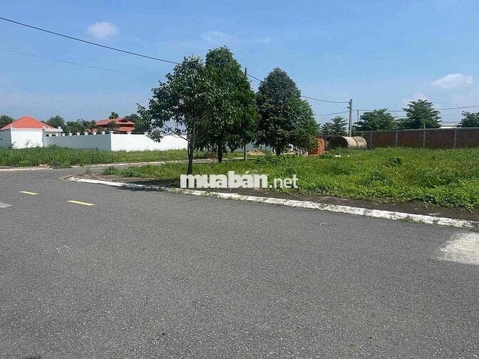 đất đẹp cần tìm chủ(158m2 ngang 7 ,dài 22) full thổ xây dựng thoải mái