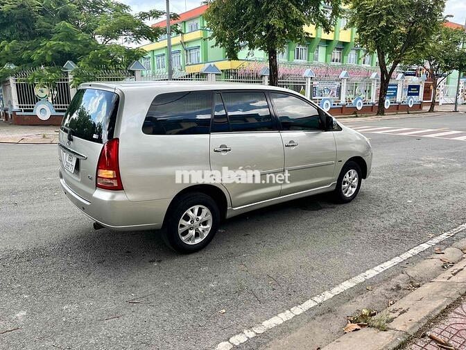 Toyota Innova 2006 bản G xịn xe gia đình không KD