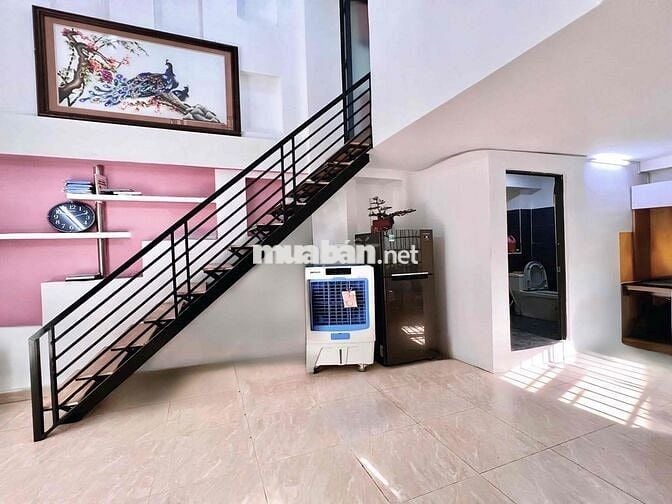 Nhà nguyên căn full nội thất giá rẻ khu CMT8 - Tô Hiến Thành