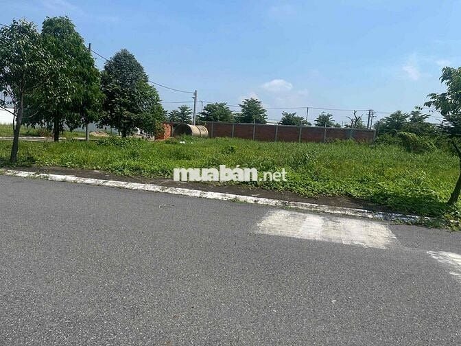 đất đẹp cần tìm chủ(158m2 ngang 7 ,dài 22) full thổ xây dựng thoải mái