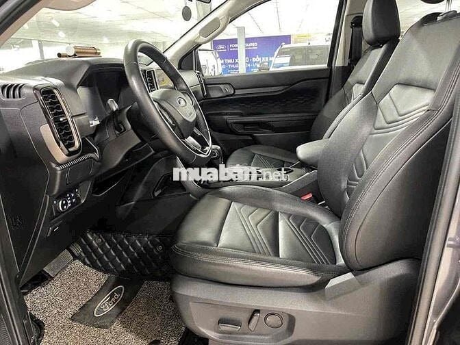 Ford Everest 2022 Ambient 2.0L AT 4x2 - 62.400 km