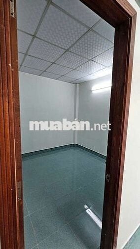 NHÀ 64M2 MỚI ĐẸP CÓ GÁC 2PN HẺM HƠI 4M 1886 HUỲNH TẤN PHÁT TIỆN Ở KD