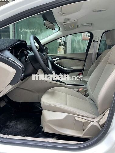 HÃNG BÁN FORD FOCUS 2017 SIÊU CHẤT.